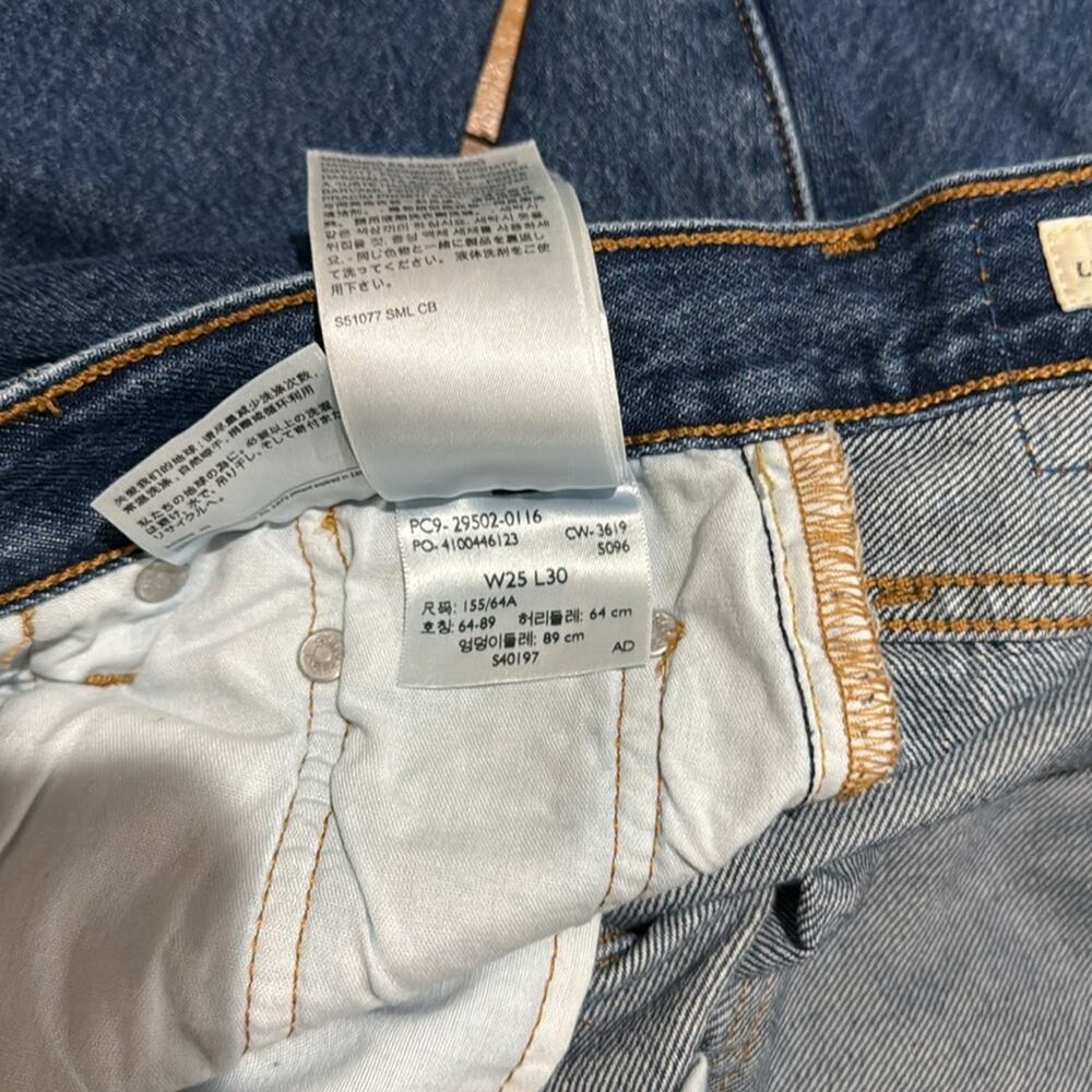 Womens Levis 501 Premium Med Wash Jeans Size 25x30 - Picture 5 of 6